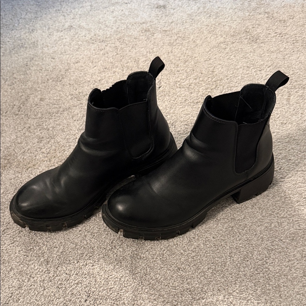 Steve Madden Black Ankle Boots